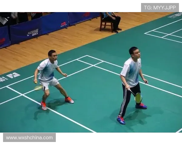 西安羽毛球队盯防策略分析与比赛表现的得失探讨